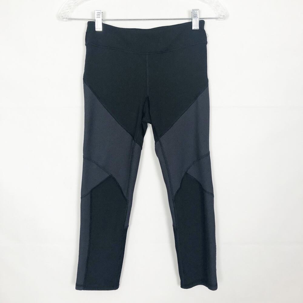 Champion Women's High-Rise Capri Athletic Leggings Size XS